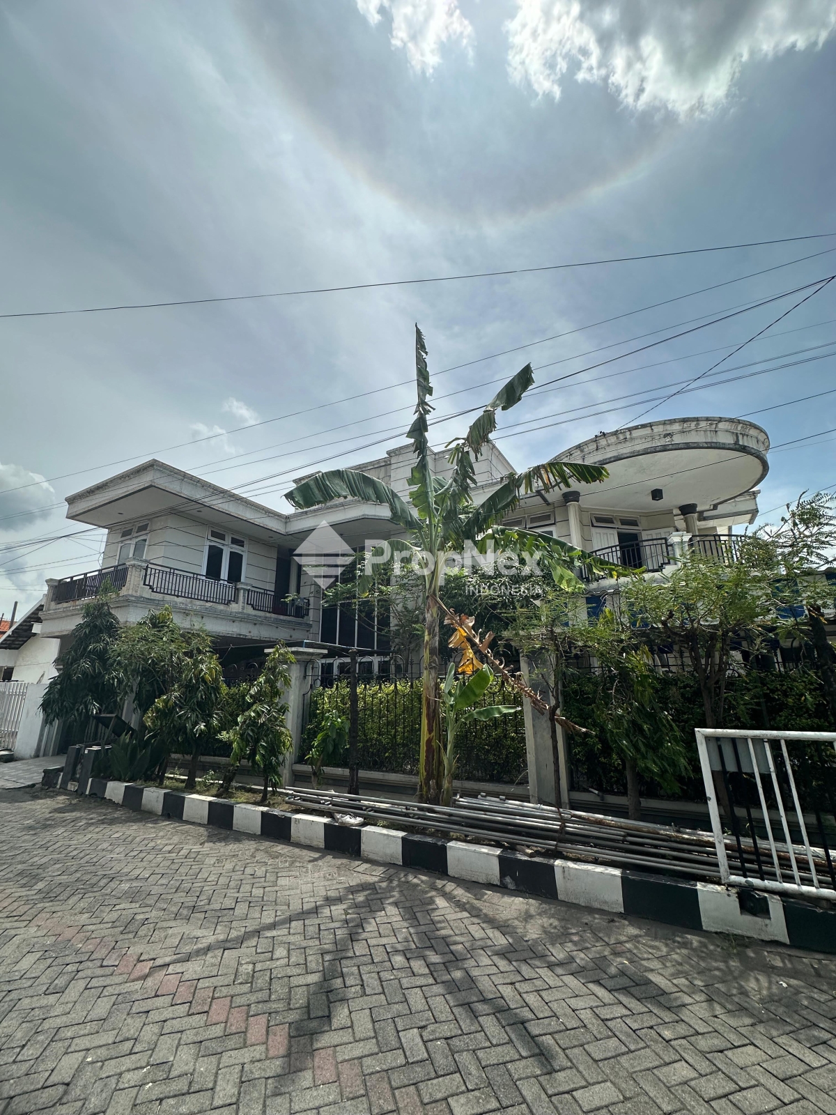 Rumah Sutorejo Row Jalan 5 mobil — foto 2